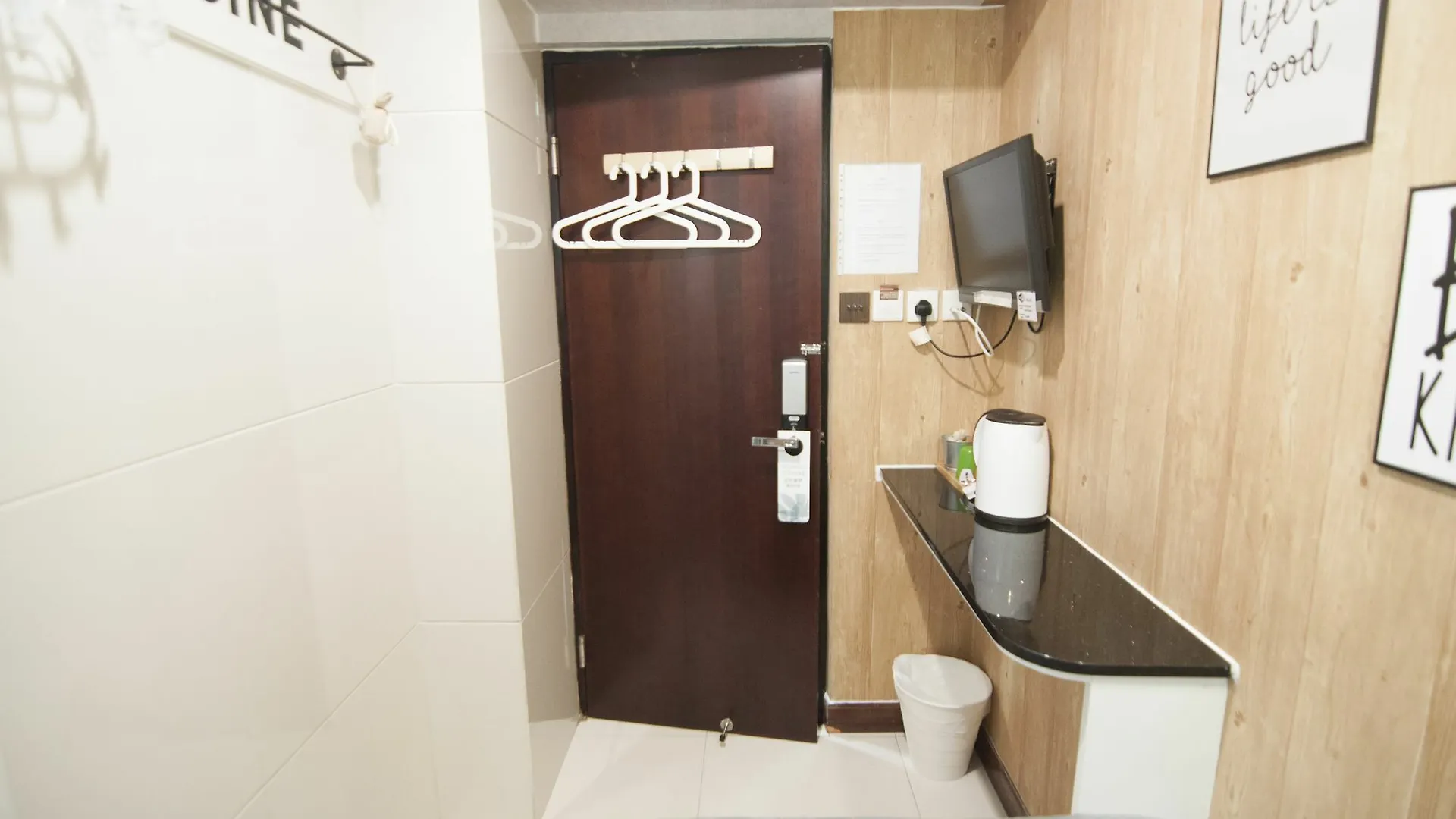 Hawaii International Hostel Kowloon  2*, Kowloon (Hong Kong) China